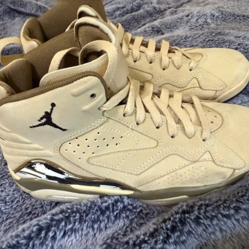 Nike Air Jordans (Womens) Size 8